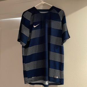 Mens 2xl Nike Dry Fit short sleeve